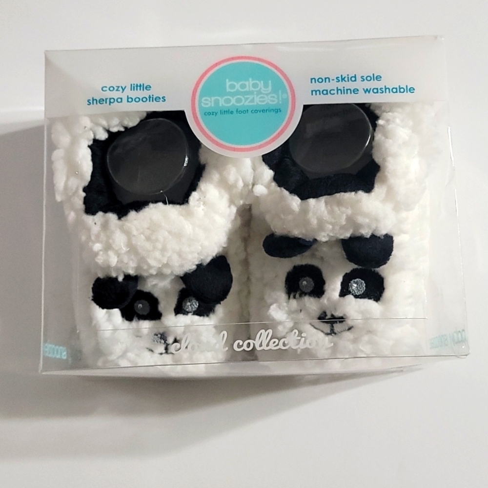 Baby Snoozies Panda Sherpa booties, size Large 6 to 12 months - Picture 1 of 1